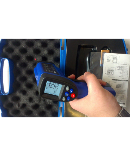 Пірометр Wintact WT900, Кейс