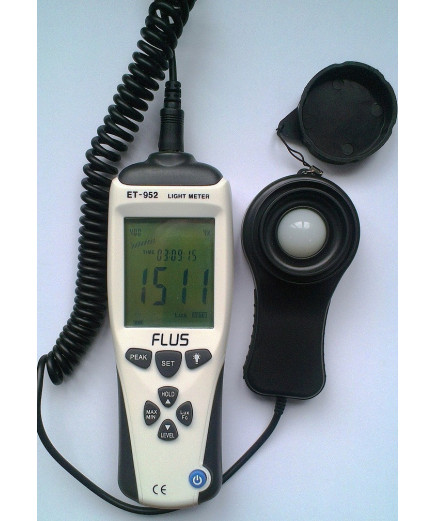 Люксметр Flus ET-952 (0-400 000 Lx/±3 %) з виносним знімним датчиком