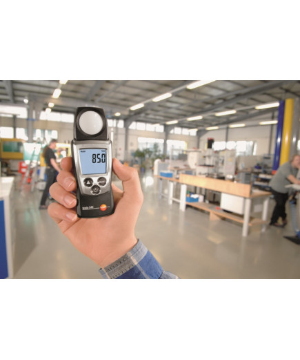 Люксметр Testo 540 (0...99 999 люкс/±3 люкс)