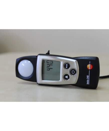 Люксметр Testo 540 (0...99 999 люкс/±3 люкс)