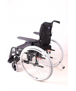 Інвалідна коляска Action 2 NG Invacare