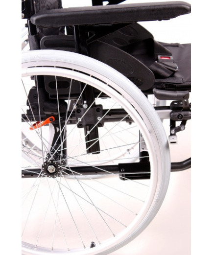 Інвалідна коляска Action 2 NG Invacare