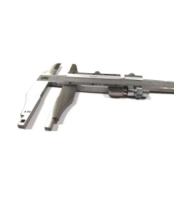 Штангенциркуль ШЦ-ІІ-300 з бігунком (0-300 мм; ±0,02 мм).