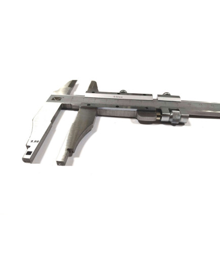 Штангенциркуль ШЦ-ІІ-300 з бігунком (0-300 мм; ±0,02 мм).